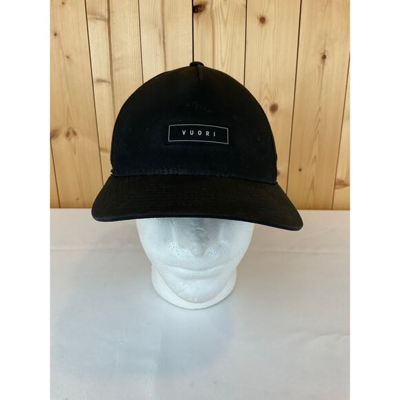 Vuori Unisex Black Hat, Adjustable O/S- Polyester - Picture 1 of 7